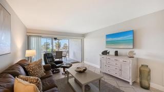 Crescent Royale 209 - 7