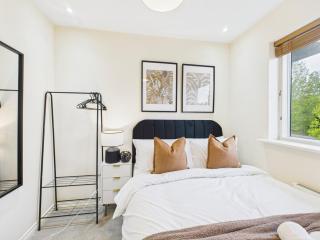 Corrine Court by Signature Stays - Stylish Apartment - Spacious - Parking - 8