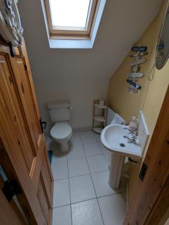 Quiet 2-Bedroom Buncrana Home - 4