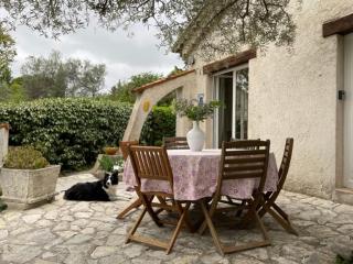 Belle villa de charme avec piscine - 8