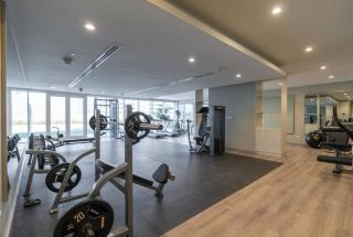 Cosy 2BR Business Bay with Canal view and Swimming pool - 3