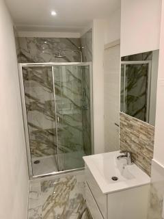 1 BEDROOM APARTMENT iN ViLLA MATEKA - 3