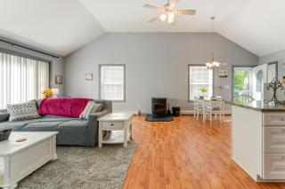 4 Mi to Long Lake! Secluded Haven with Fenced Yard - 4