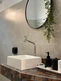 Quarto 02 - Cama king size com climatizador - 6