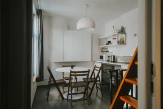 2 bedrooms triplex in historic heart of Liege - 9