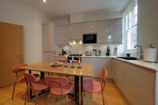 Fitzrovia Apartments 3BR Sleeps 18 Oxford - 4
