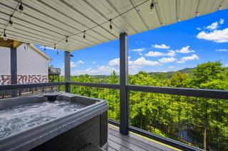 Wolfpack Retreat- Mountain Views- Fishing Pond- Pets Free - 8