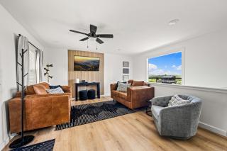 Wolfpack Retreat- Mountain Views- Fishing Pond- Pets Free - 4