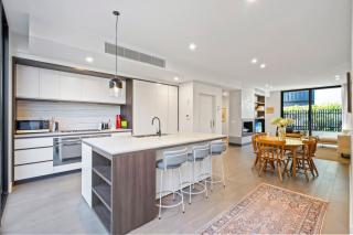 Luxury 3 storey residence - 5