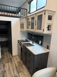 Riverfront Tiny Home 3 bed with Privacy and a View - 8