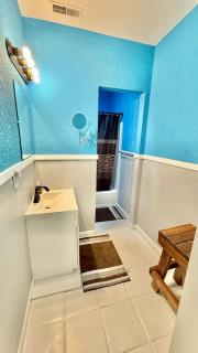 Riverfront Studio Cabin with Best View and Huge Yard - 5