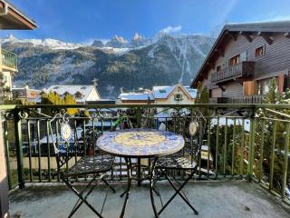 Downtown Chamonix Studio & Stunning Mountain View - 1