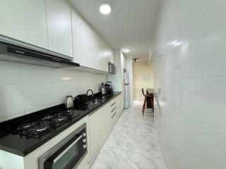 Lindo Apartamento vista mar, 2 dormitórios com suite, próximo a prefeitura praia grande - 0