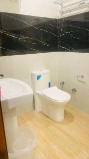 Hotel Ratti Inn - 2