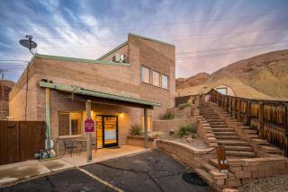 550 Combo N Main St - 8