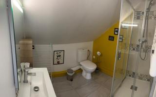 Appartement dans maison avec jardin privatif -  - 4