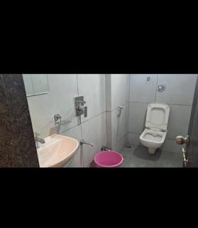 HotelTrimurti lodging - 4