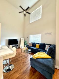 Luxe Oasis Chateau Entire Home HTX NRG Med Center Chinatown - 0