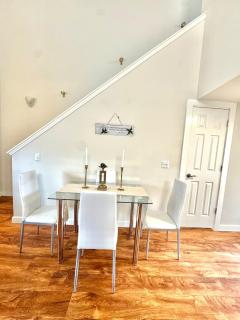 Luxe Oasis Chateau Entire Home HTX NRG Med Center Chinatown - 4