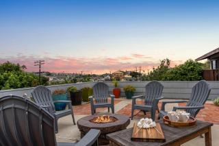 Point Loma Home w Putting Green Firepit Game Room Beach Access Zola Street by AvantStay - 0