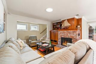 Point Loma Home w Putting Green Firepit Game Room Beach Access Zola Street by AvantStay - 9