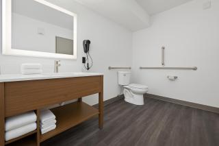 Days Inn by Wyndham Rock Springs - 2