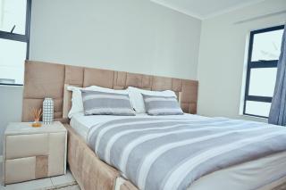 CLOSE TO SANDTON and The Airport - 3