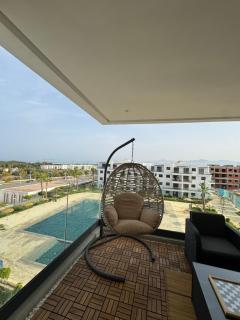 Best Value Apartment with Pool Access - 7