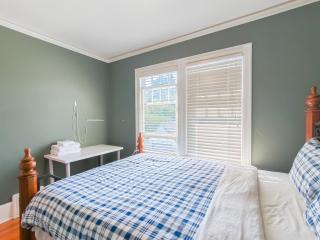 Cozy Private Bedroom Suite in UBC Campus - 3