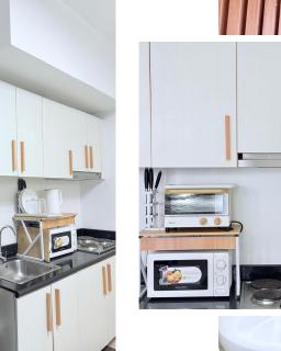 42nd Floor 2BR with Stunning Views & 7 Pools - 1