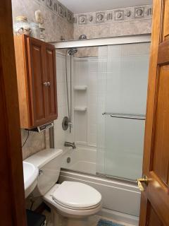 Splendid Room in House 10 mins to Airport - 1