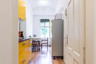 COUNTRYSIDE & METROPOLIS by JR City Apartments - 7