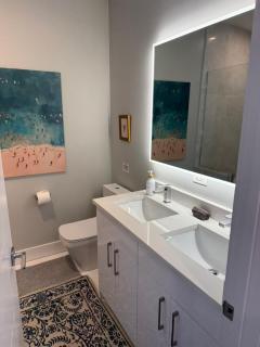 Urban Oasis - Great for Families with Kids - 7