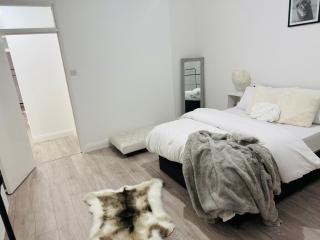 Edgbaston Retreat-Birmingham City Centre-Double Room in a shared two bedroom apartment - 8