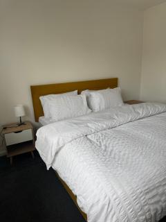 2 bedroom flat in Newcastle - Free street parking - 2