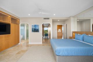 Luxury Hamilton Island Sub Penthouse on Level 12 & Buggy & Transfers - 3