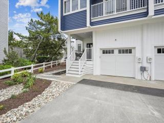 Oceanview Townhome by Leavetown Vacations - 6