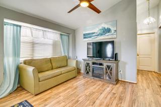 Steps to Bay! Home with Pool Access in Port Isabel - Port Isabel - 5
