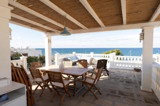 House with a Terrace and a Sea View in Savelletri - 9