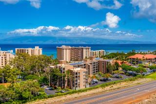 Lively 2Bd 2Bth condo 5 min walk to beach - 1