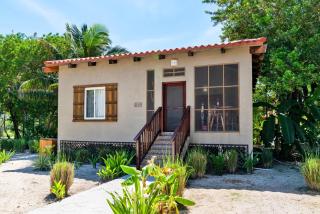 Residences at Barrier Reef Casita 3 by Stay Floreo - Ambergris Cay - 8