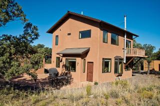 White Lotus House - 1