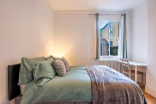 Central Chiswick 3Bed - Garden, WiFi & Tube Links - 1