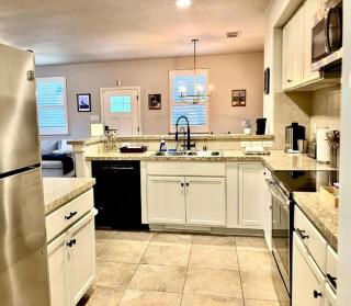 The Texas Bluebonnet Home in Historic McKinney - 4