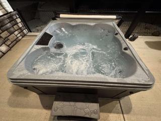 Country Cornerstone Retreat Upstairs Apartment with Hot Tub, Jetted Tub, Sauna, Massage Chair, BBQ - 9