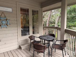 Coastal Retreat Condo in Hilton Head Island - 8
