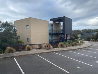 Coastal Cove Suite - with heated pool near Hot Springs & Golf - 3