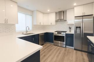 Santa Monica Luxe Home - Hot Tub, Pool Table, Grill & Cinema Projector - 7