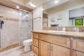 Lively 2Bd 2Bth condo AC 5 min walk to beach - 7