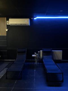 Thera Priva chambre de luxe - 9